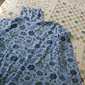 Turtle neck shirt
